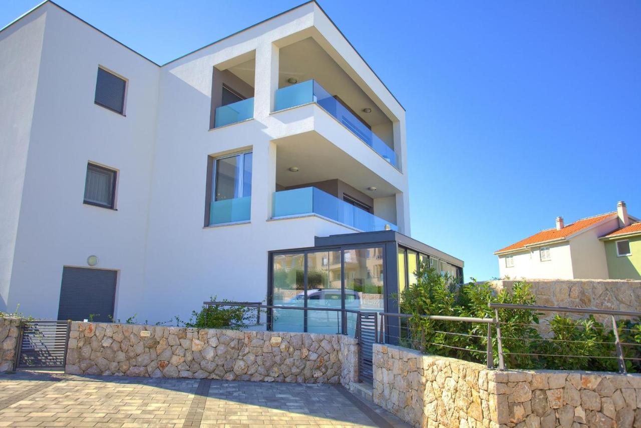 Apartment Crystal Aura Malinska Eksteriør bilde